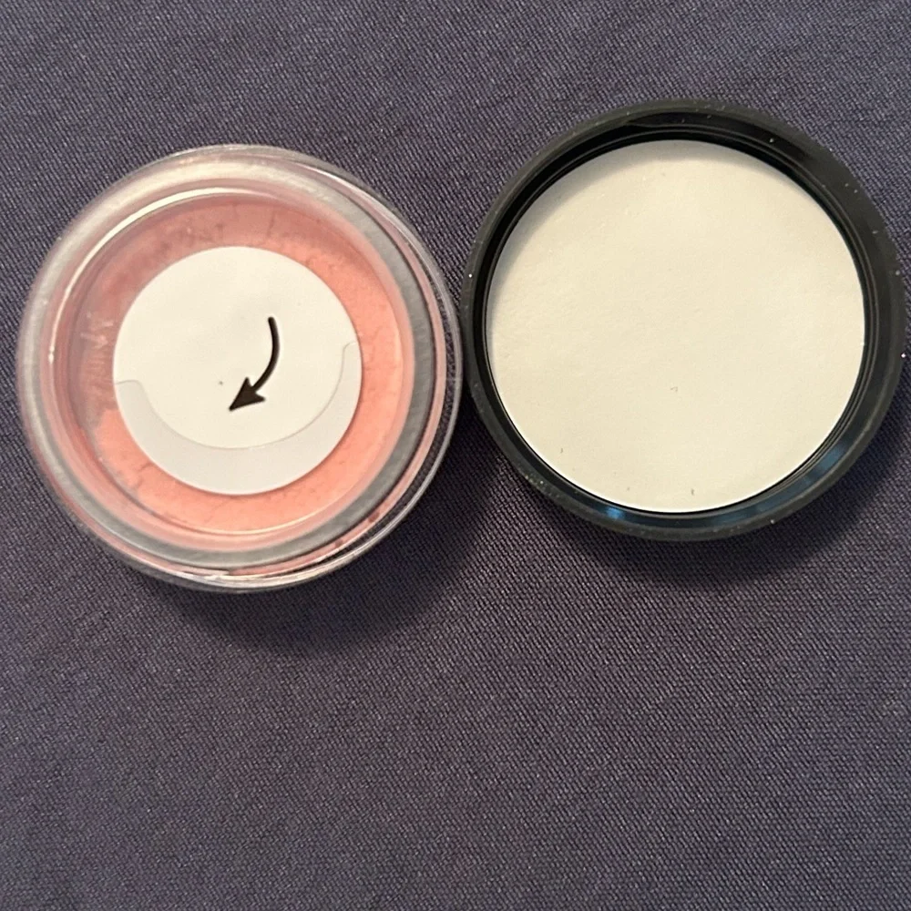 New Bare Minerals Present Eyeshadow